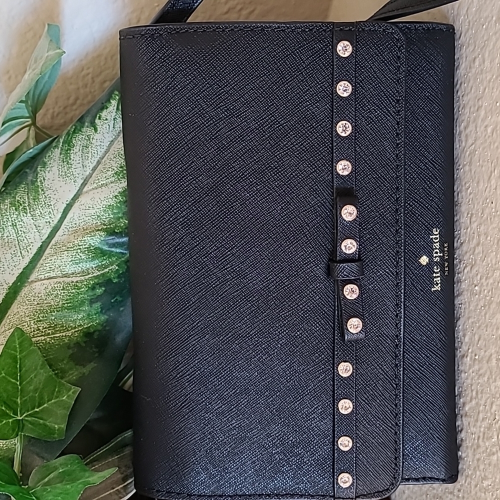 Kate Spade crossbody with removable straps - Picture 1 of 9